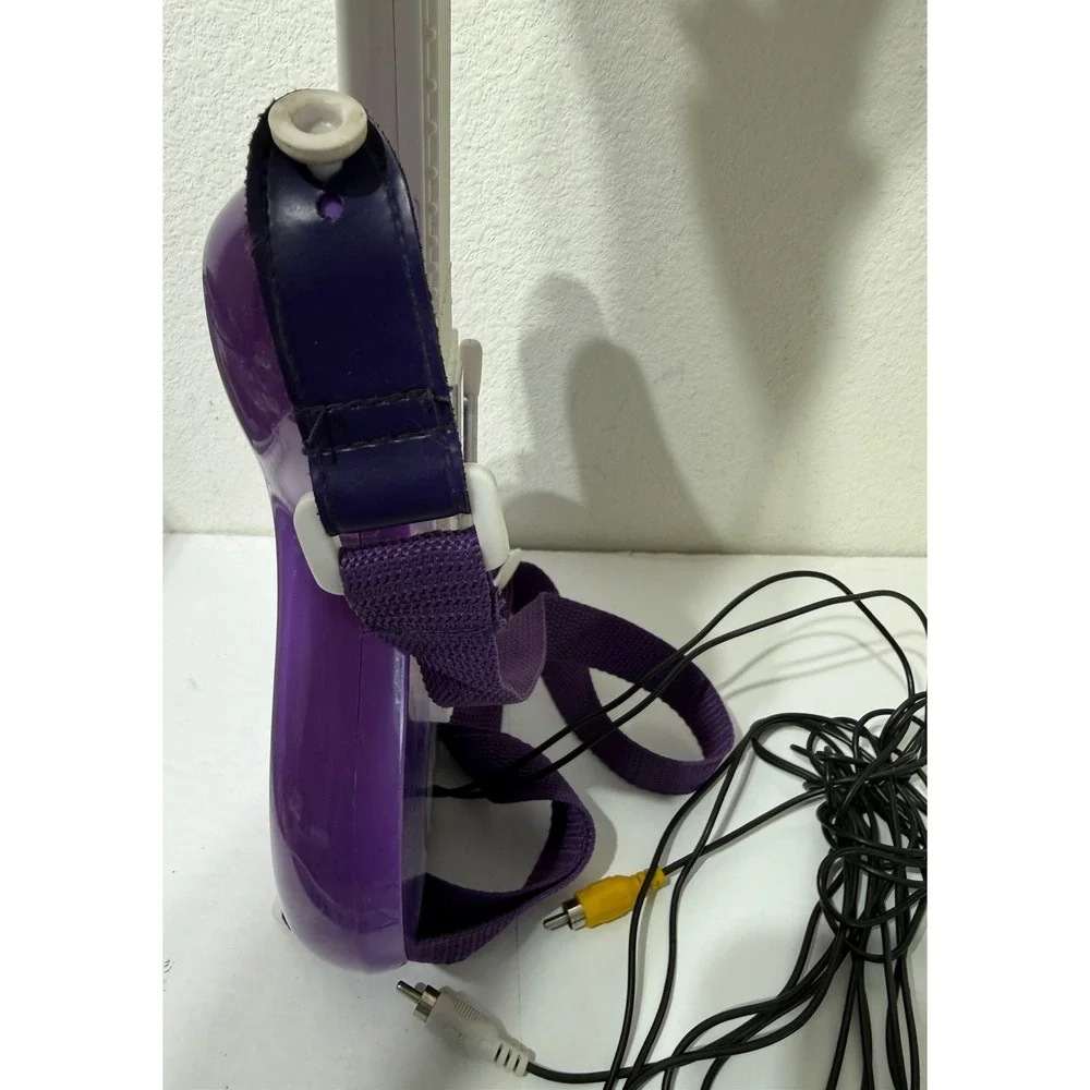 Disney Hannah Montana Secret Star TV Games Guitar Controller Purple 2008 Jakks
